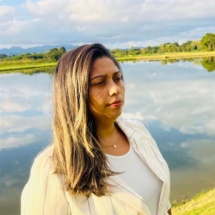 Thaísa Lamare — Engenheira Civil · Responsável Técnica na Lamare Engenharia
