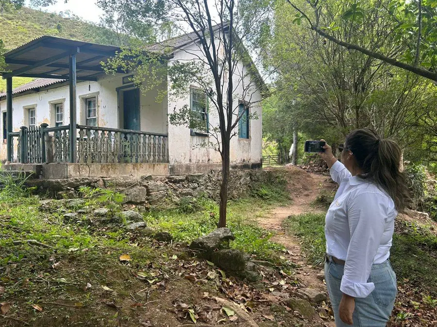 Vistoria cautelar de vizinhança antes de obra no Sul Fluminense, Vale do Paraíba e Sul de Minas — Lamare Engenharia